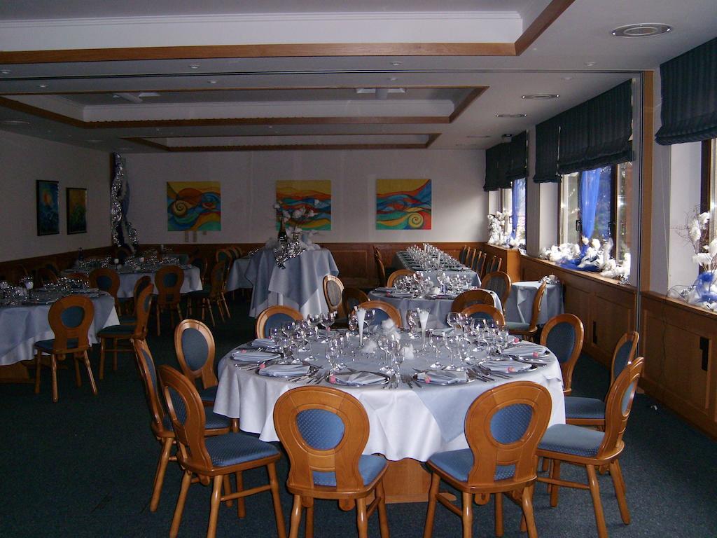 Kusel Hotel - Reweschnier מראה חיצוני תמונה